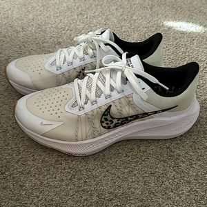 Nike Winflo 8 Premium 'White Leopard' Women’s sneaker